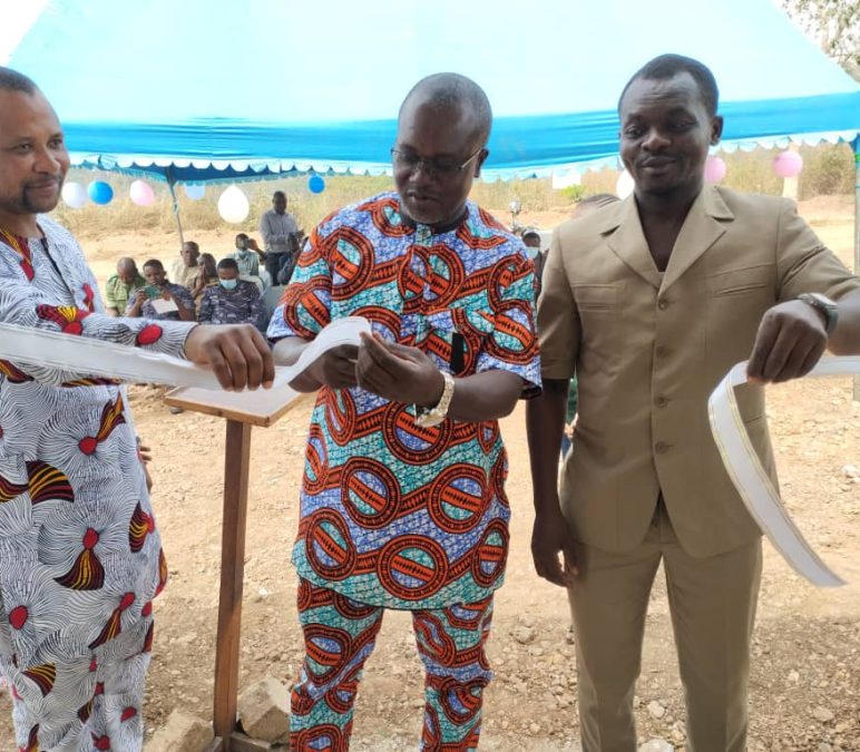 Inauguration du nouveau bureau de l’ONG GRASE-Population à Danyi-Apéyémé